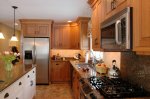 dionne_kitchen_006.jpg